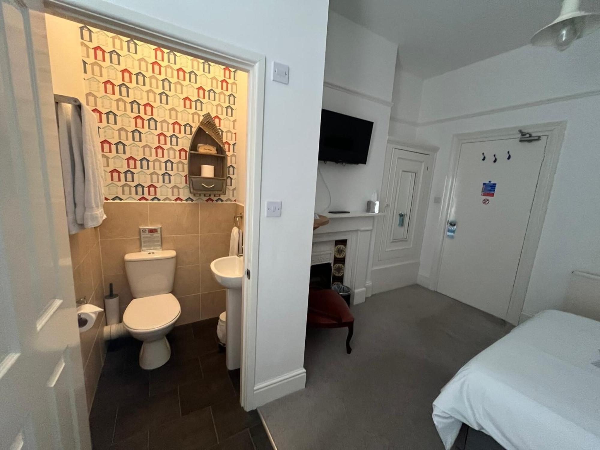 Hotel 50 บอร์นมัธ ภายนอก รูปภาพ